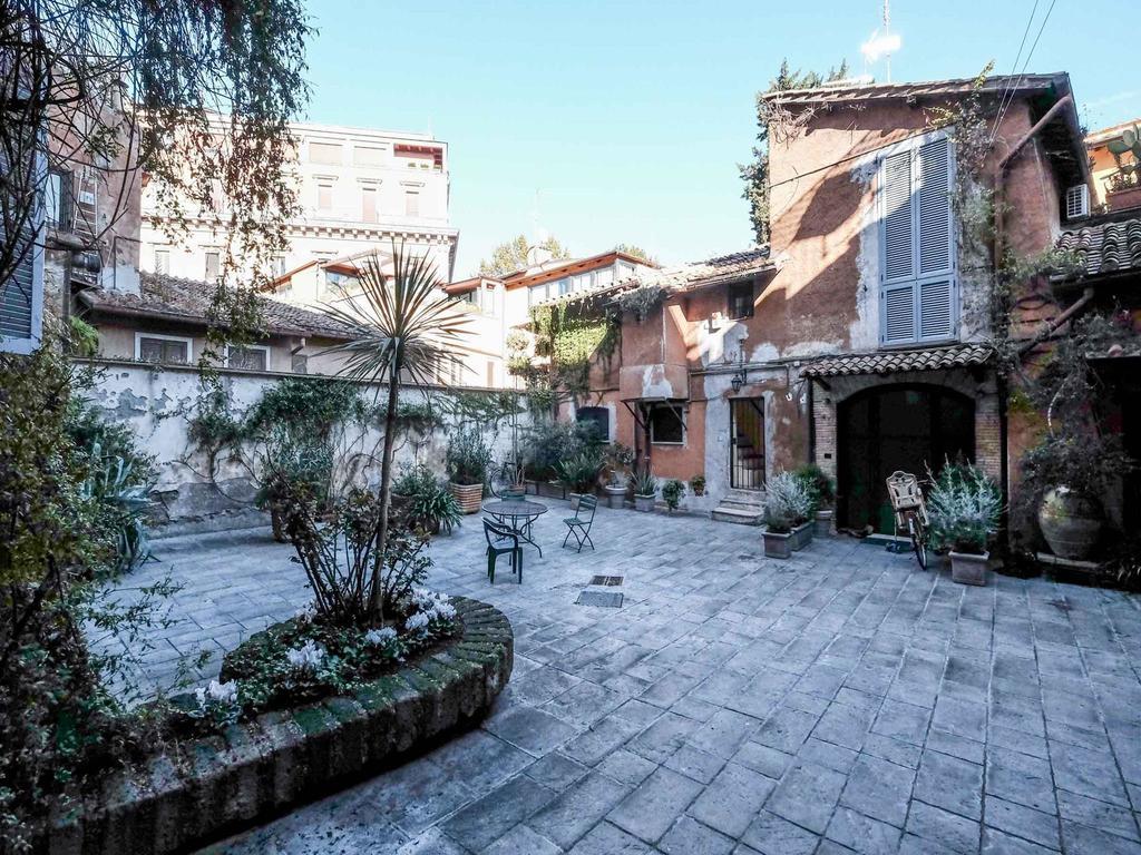 Ancient Trastevere Vespa Loft Appartement Rome Buitenkant foto