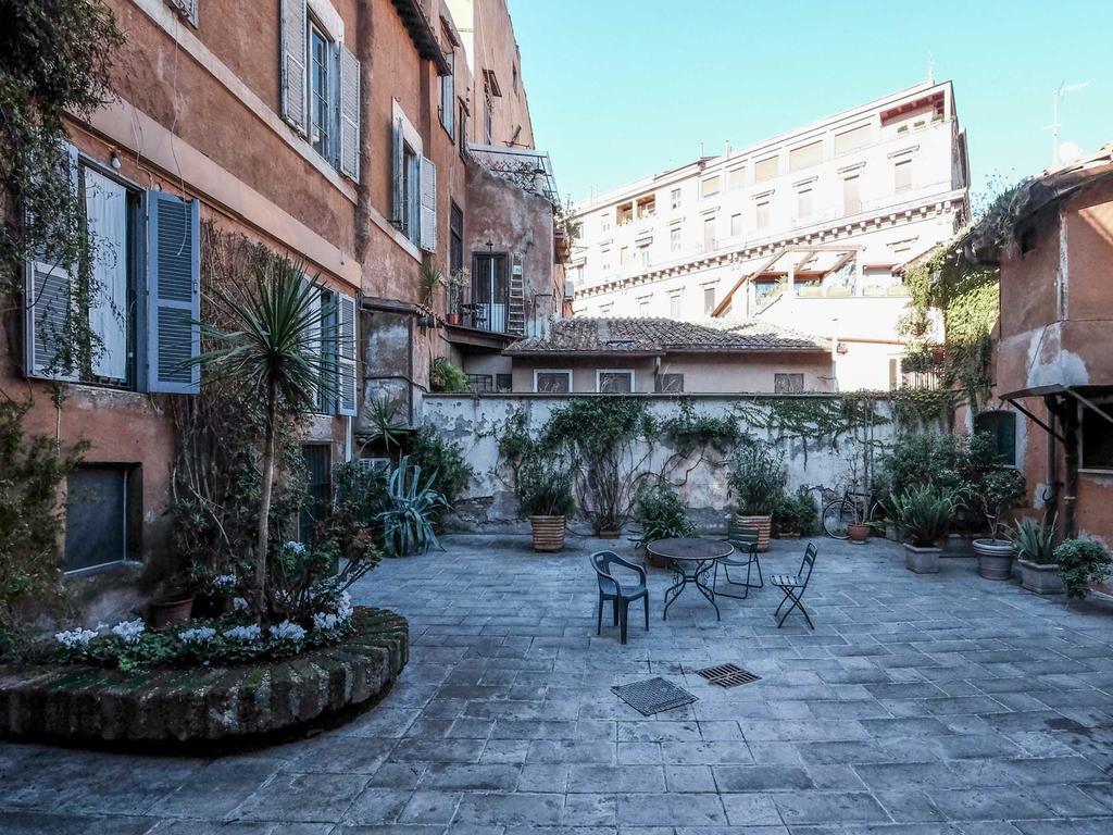 Ancient Trastevere Vespa Loft Appartement Rome Buitenkant foto